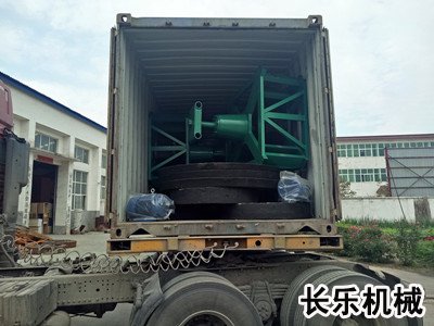 用電碾子碾不同礦石時(shí)，怎樣選擇碾輪的寬度？
